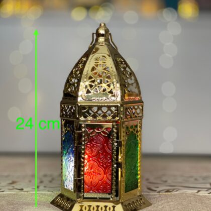 Golden lantern - فانوس ذهبي مضئ